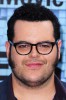 photo Josh Gad