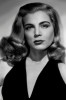 photo Lizabeth Scott